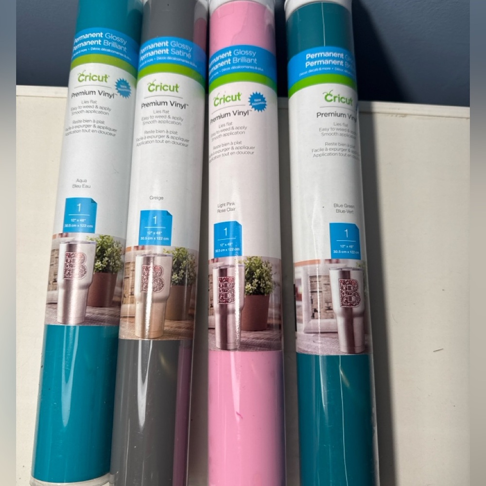 Cricut Premium Permanent Vinyl Bundle Lot (4 Rolls) Glossy Colors New Sealed - Picture 9 of 9